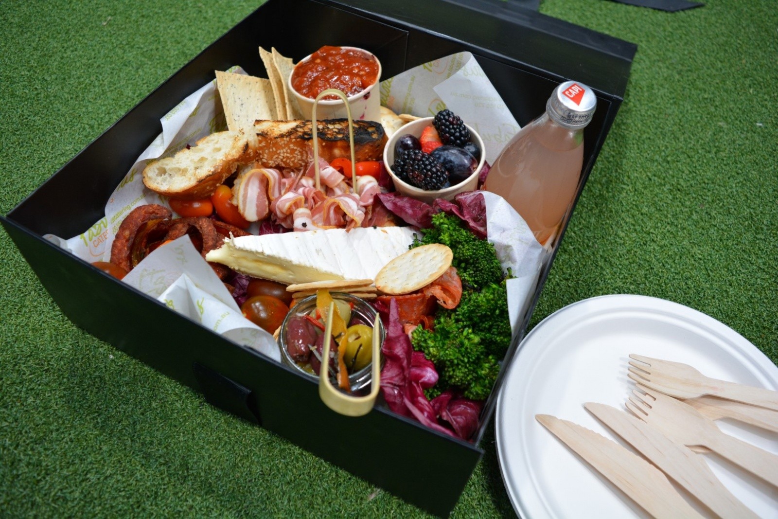 Picnic Boxes Delivered! Catering Melbourne