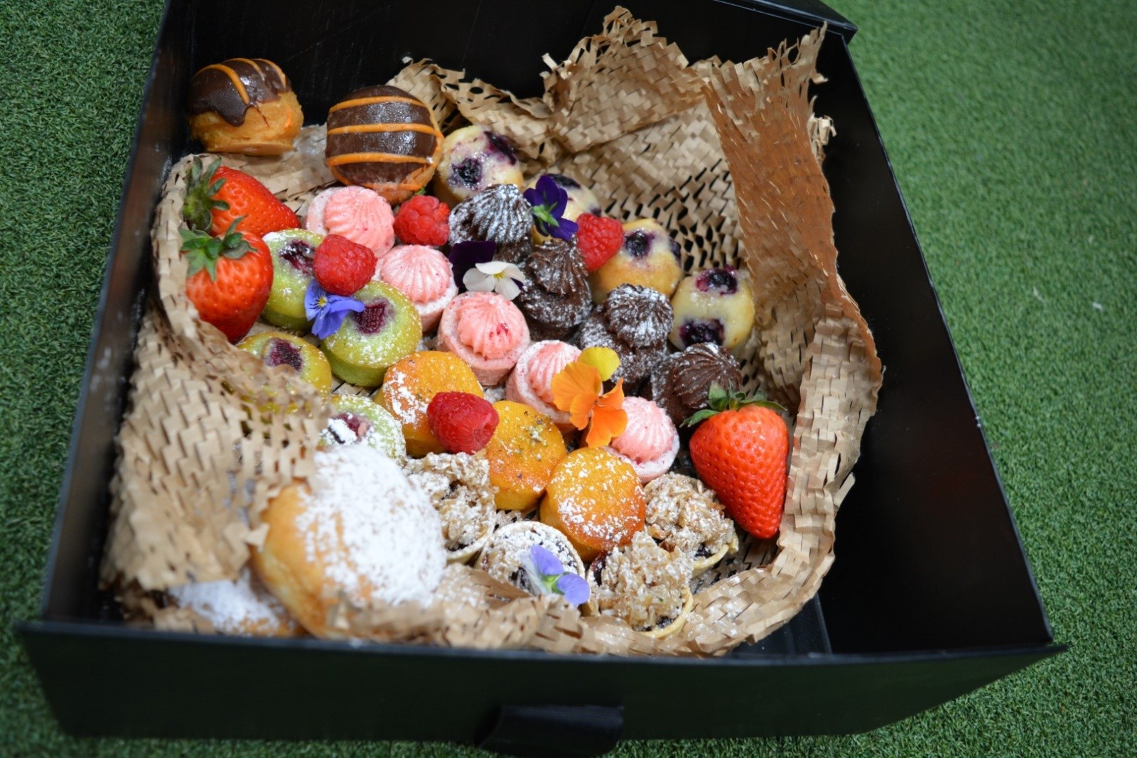 Picnic Boxes Delivered! Catering Melbourne